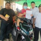 Serah terima bantuan sepeda motor untuk Ketua RT