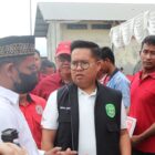 Wabup Kukar Rendi Solihin saat berdialog bersama nelayan Muara Jawa