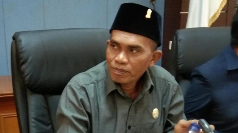 Baharuddin - Ketua Komisi IV DPRD Kukar