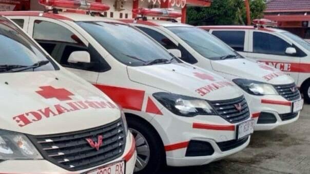 Ambulan bantuan dari Pemerintah Kecamatan Tenggarong