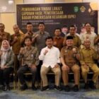 Sesi foto bersama uasai acara Pembahasan Hasil Tindak Lanjut Pemeriksaan BPK RI