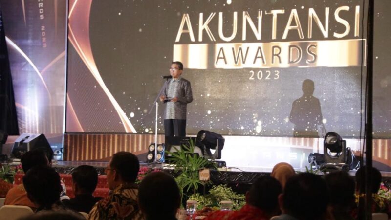 Bupati Kutim, Ardiansyah Sulaiman saat memberikan sambutan pada ajang Akuntansi Award 2023