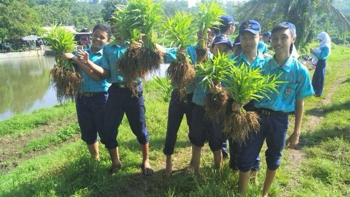 Ilustrasi model pembelajaran berbasis lingkungan