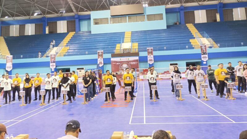 Pembukaan Tournament Bulu Tangkis Bupati Cup