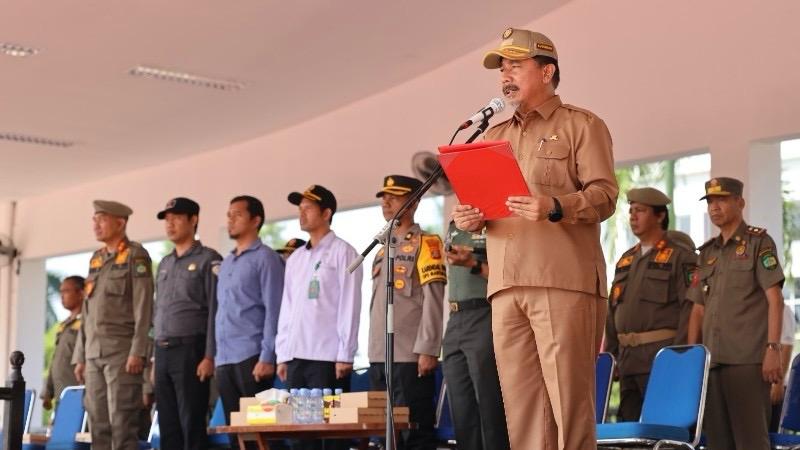 Sekda Kukar, Sunggono saat membacakan sambutan Bupati