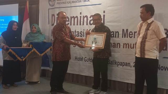 Pemkab Kutim berhasil raih penghargaan