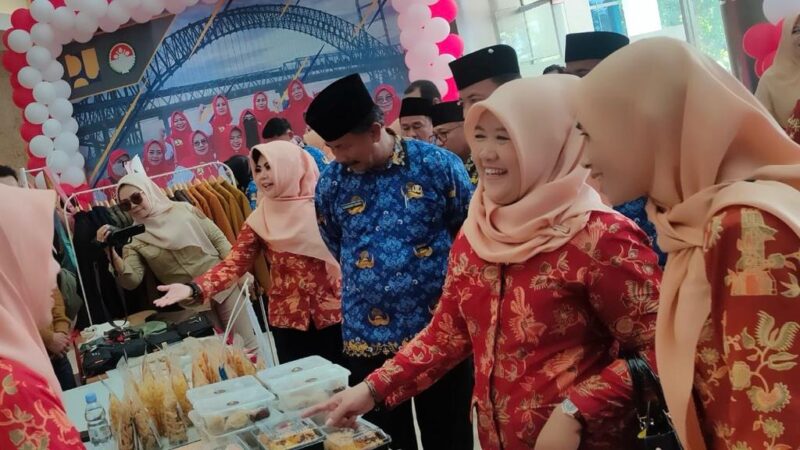 Bazar UMKM di Dinas PU Kukar