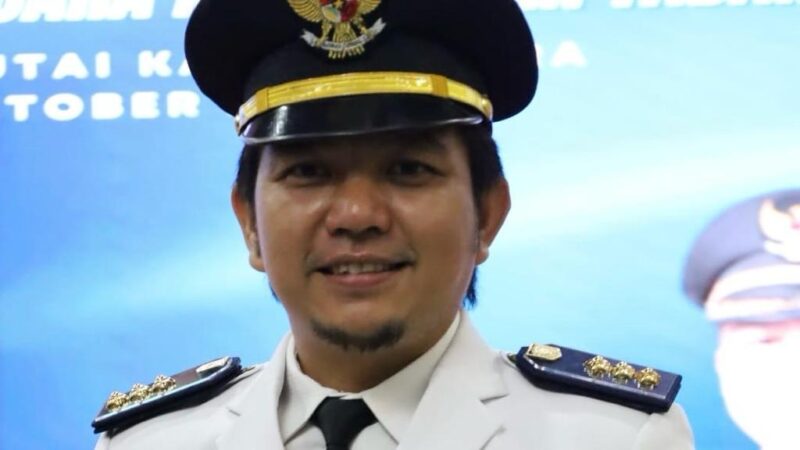 Rakhmadani Hidayat - Camat Tabang