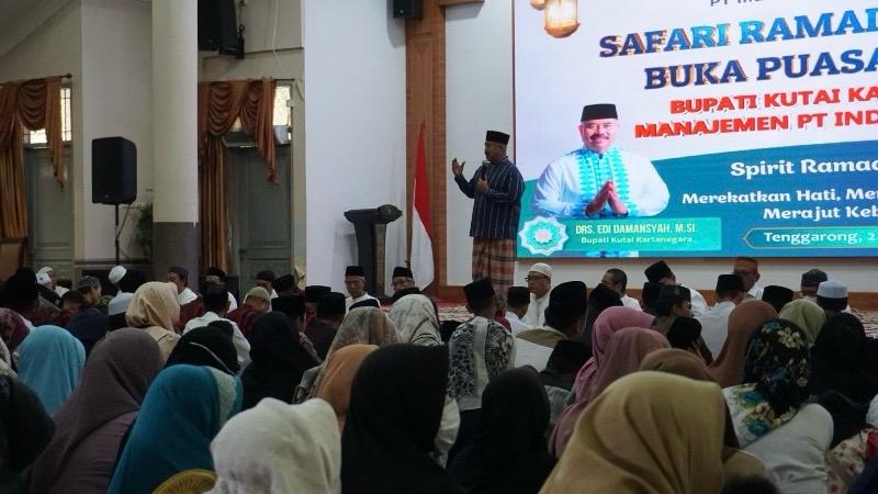 Bupati Kukar Edi Damansyah saat memberikan sambutan