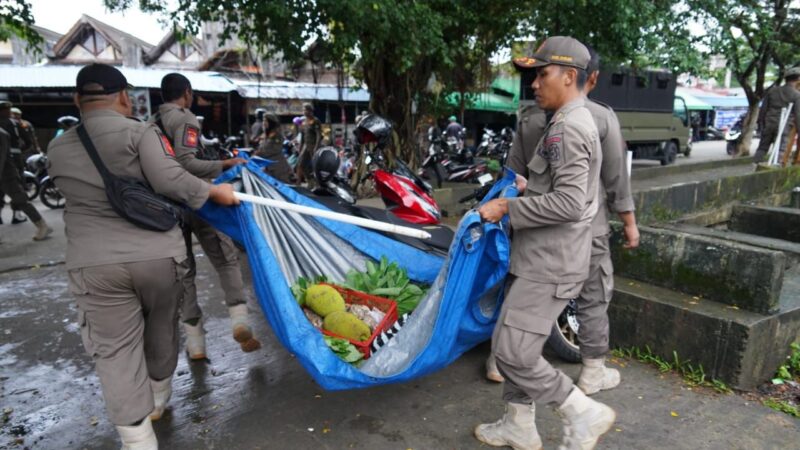 Penertiban yang dilakukan Satpol PP