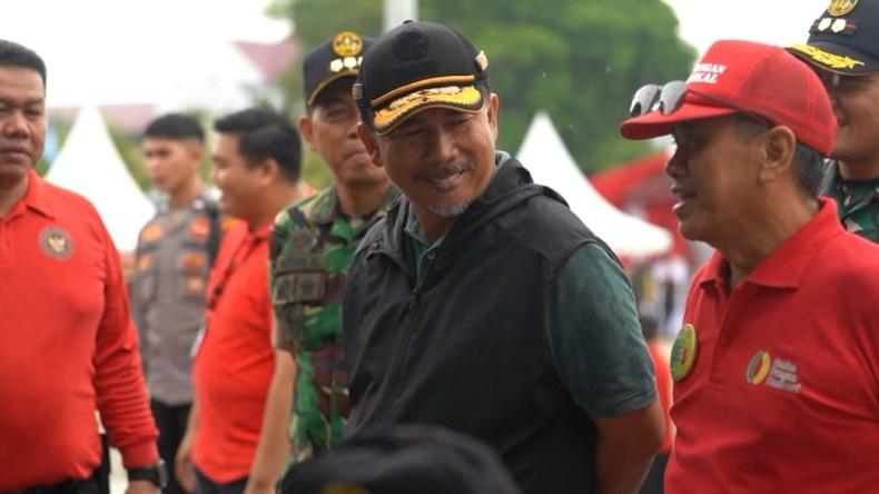 Sekda Kukar, Sunggono membuka Gerakan Pangan Murah