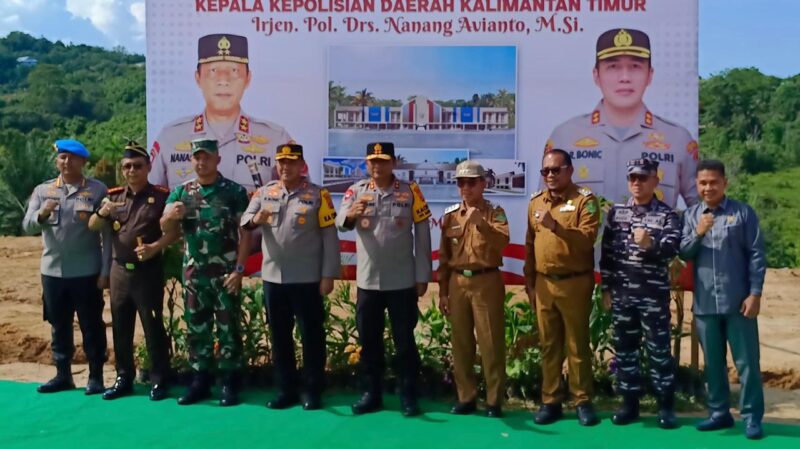 Peletakan Batu pertama pembangunan gedung Satreskoba Polres Kutim