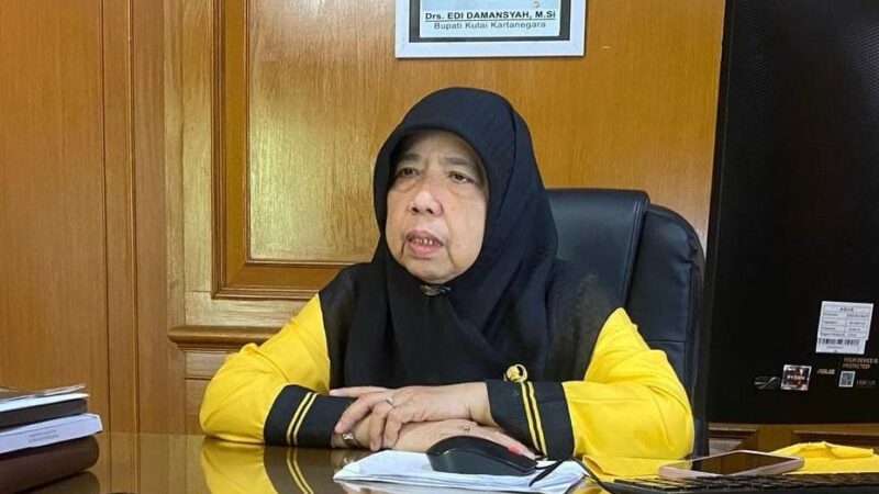 Aji Lina Rodiah - Kepala Diarpus Kukar