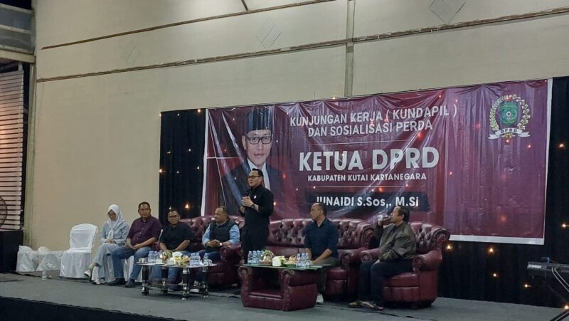 Ketua DPRD Kukar, Junaidi melakukan Kundapil di Kelurahan Loa Tebu