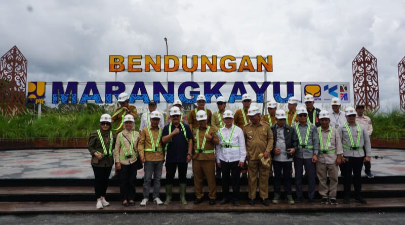 Peninjauan  bendungan Marangkayu