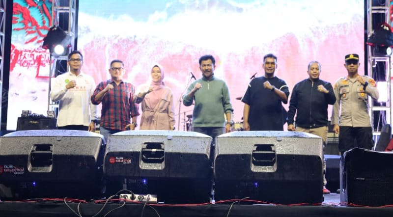 Pembukaan Pesta Laut Pesisir