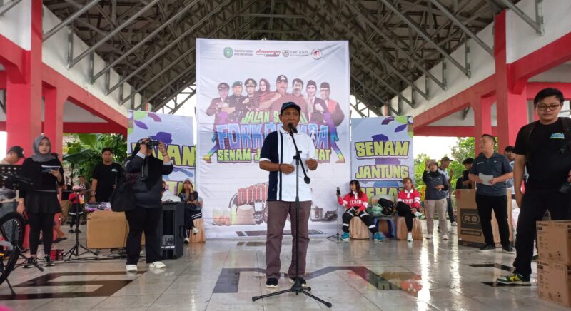 Pembukaan Jalan Santai dan Senam Jantung Sehat yang digelar Dispora Kukar