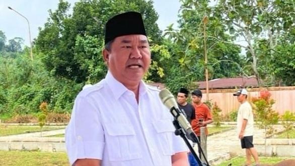 Wakil Ketua DPRD Kaltim, Ekti Imanuel saat memberikan sambutan