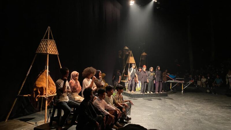 Puncak acara Lanjong Art Festival