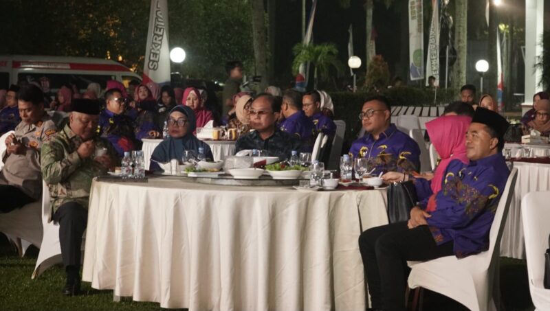 Ketua DPRD Kukar, Ahmad Yani menghadiri malam Begenjoh yang diselenggarakan Pemkab Kukar