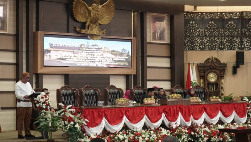 Rapat Paripurna DPRD Kukar