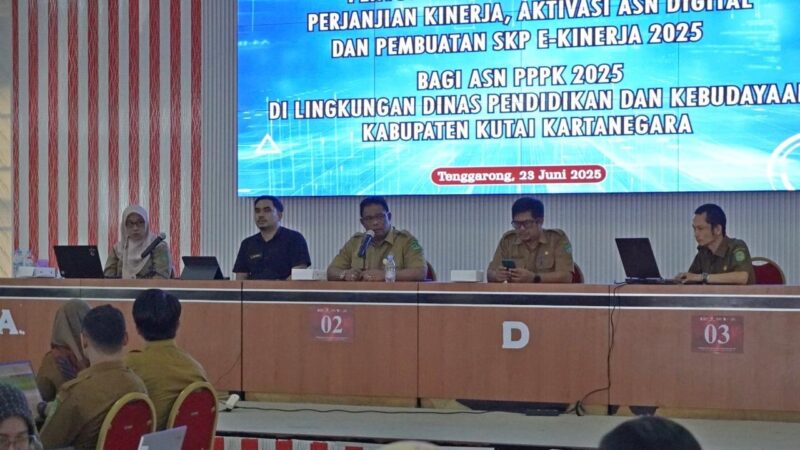 Kegiatan penyusunan Matriks Peran Hasil, Perjanjian Kinerja, aktivasi ASN Digital, serta pembuatan SKP E-Kinerja tahun 2025, bagi PPPK