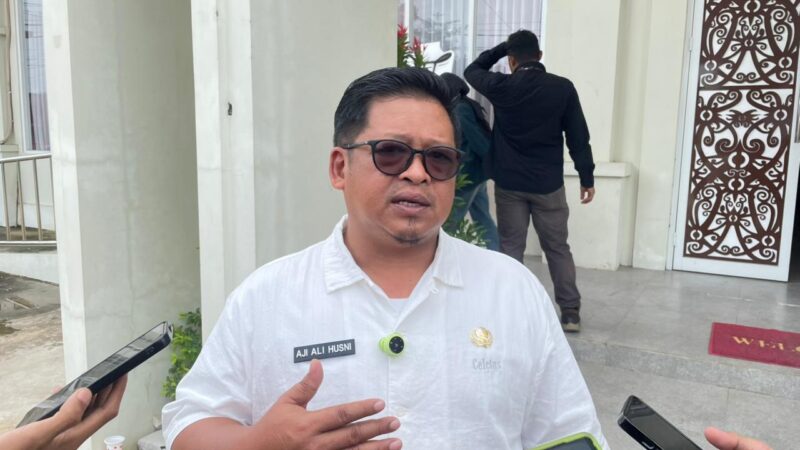 Aji Ali Husni - Kepala Dispora Kukar (Latif)