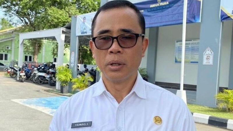 Yuliandris - Plt Kepala Dinas Sosial Kukar (Latif)