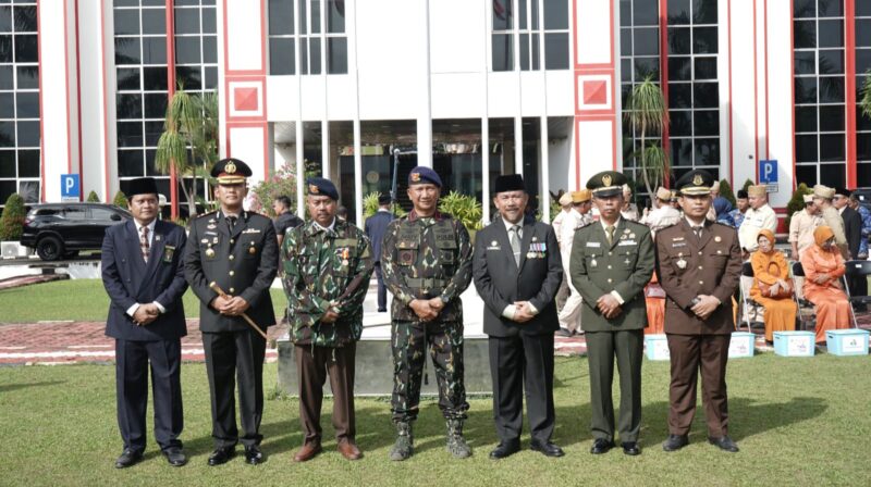 Penganugerahan  Warga Kehormatan dari Korps Brimob Polri kepada Edi Damansyah