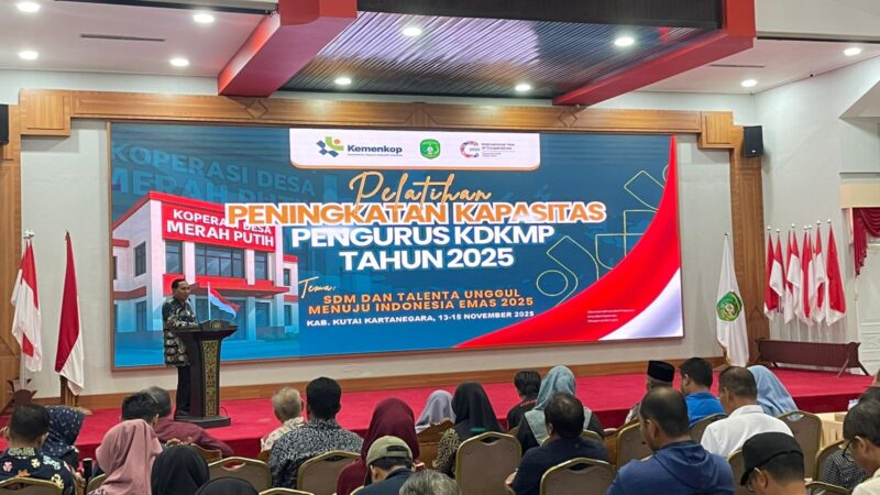 Pembukaan Pelatihan bagi Pengurus dah Pengawas Koperasi Desa dan Kelurahan Merah Putih (Latif)