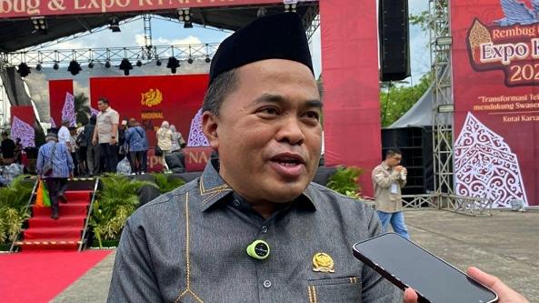 Ahmad Yani - Ketua DPRD Kukar