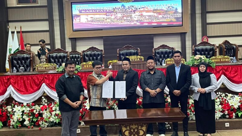 Persetujuan RAPBD 2026 menjadi APBD 2026 di Rapat Paripurna DPRD Kukar (Latif)