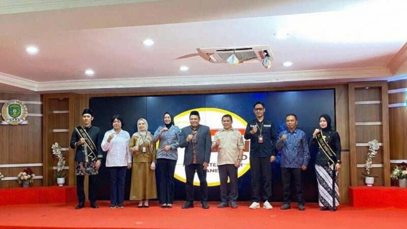 Peresmian logo baru JDIH DPRD Kukar (Latif)