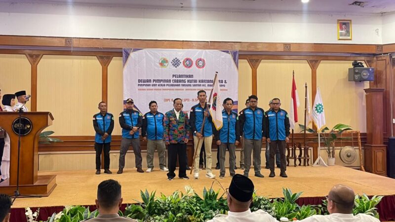 Pelantikan pengurus DPC dan PUK FSPTI–KSPI Kukar (Latif/Eksposisi)