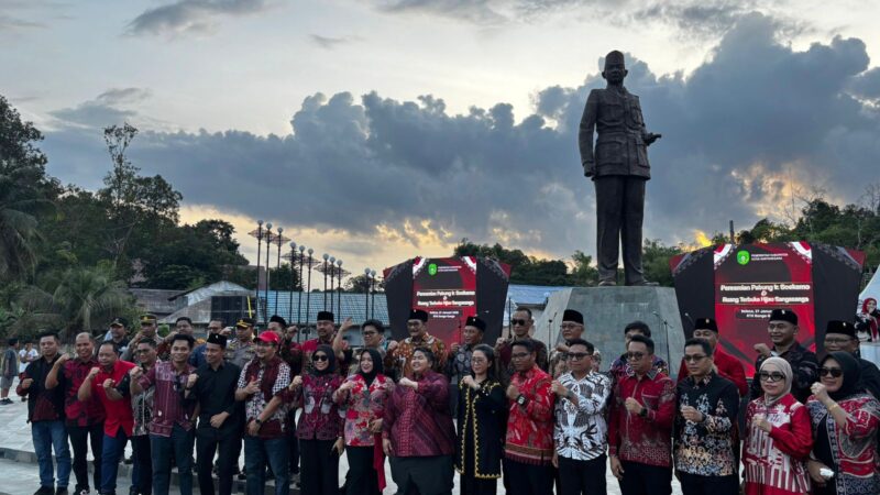 Peresmian patung Soekarno di Sangasanga (Latif/Eksposisi)