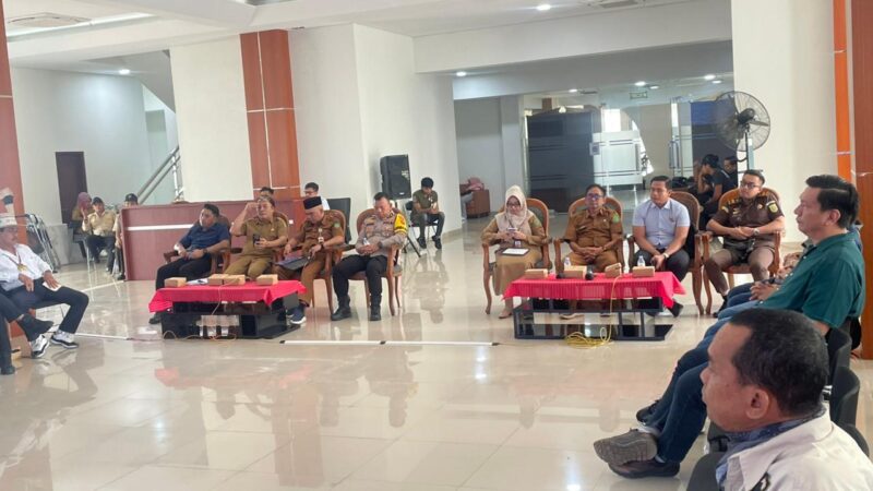 Rapat lanjutan persiapan pembentukan tim identifikasi dan verifikasi tanam tumbuh warga pada area HGU PT Budiduta Agri Makmur (Latif/Eksposisi)