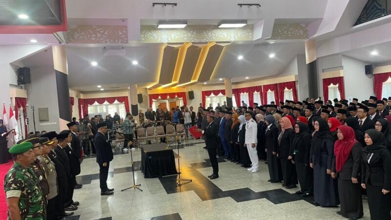 Pelantikan Pejabat Pimpinan Tinggi Pratama, Administrator, Pengawas dan Fungsional di Lingkungan Pemerintah Kabupaten Kutai Kartanegara (Latif/Eksposisi)