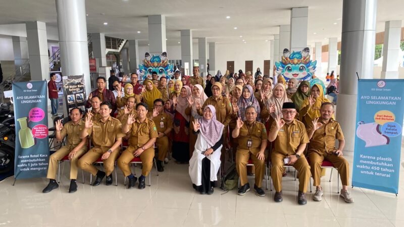 Pembukaan Pameran dan Pengolahan Kerajinan Daur Ulang di Tangga Arung Square (Latif/Eksposisi)