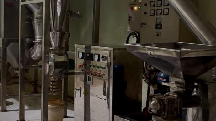 Mesin pengolahan kratom (Eksposisi)