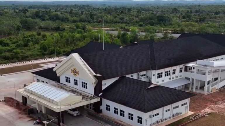 Bangunan gedung RSUD Aji Muhammad Idris Kecamatan Muara Badak (Istimewa)