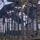 Kebakaran menghanguskan sebuah rumah di Kelurahan Mangkurang, Kecamatan Tenggarong (Latif/Eksposisi)
