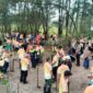 Kegiatan penanaman mangrove di Pantai Tanah Merah Samboja (Istimewa)