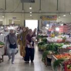 Aktivitas di Pasar Gerbang Raja Mangkurawang (Latif/Eksposisi)