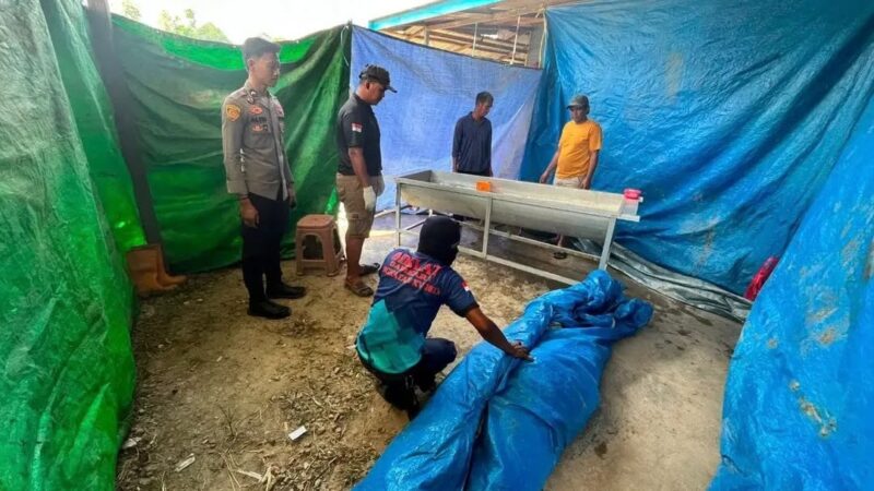 Evakuasi korban tenggelam di Sungai Belayan (Istimewa)