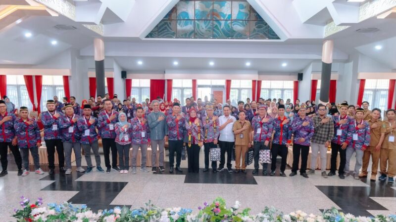 Pelantikan Pengurus Persatuan Perangkat Desa Indonesia Provinsi Kalimantan Timur (Latif/Eksposisi)