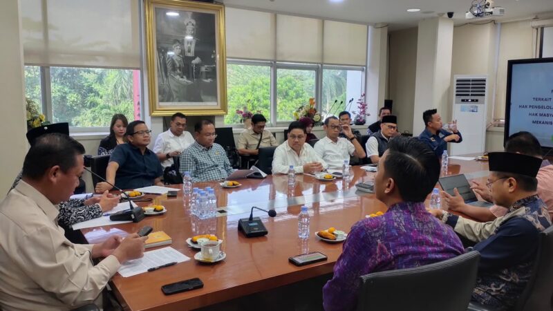 Monitoring dan diskusi terkait permasalahan HPL transmigrasi antara DPRD Kaltim dan Pemkab Kukar (Latif/Eksposisi)