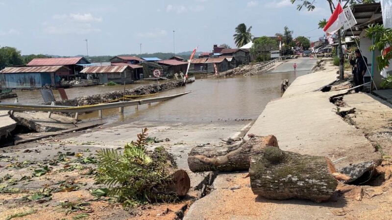Lokasi longsor di Desa Jembayan (Latif/Eksposisi)
