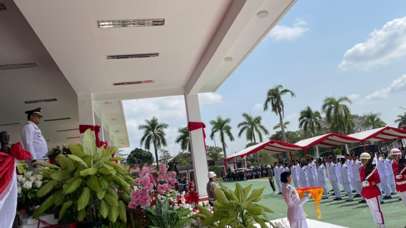 Peringatan Detik-Detik Proklamasi Kemerdekaan Republik Indonesia dalam rangka HUT ke-81 RI di Lapangan Upacara Kantor Bupati Kukar (Latif/Eksposisi)
