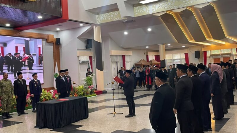Pelantikan Pejabat Pimpinan Tinggi Pratama, Administrator, dan  Pengawas di lingkungan Pemerintah Kabupaten Kutai Kartanegara (Latif/Eksposisi)