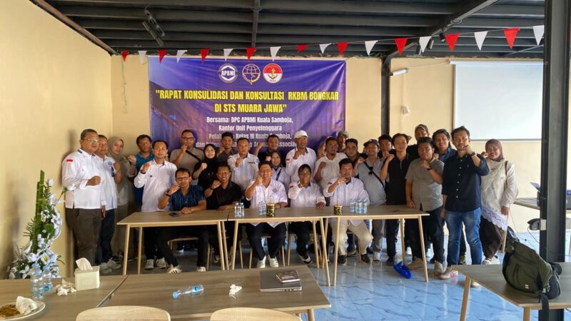 Rapat konsolidasi dan konsultasi RKBM Bongkar di STS Muara Jawa (Istimewa)